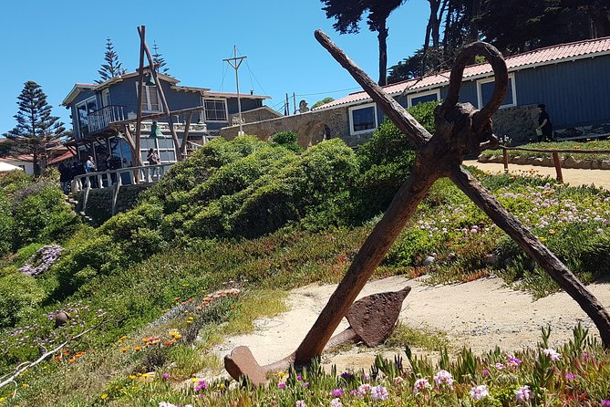 Poetry and Wines: Isla Negra and Undurraga Vineyard - Convenient Pickup and Accessibility