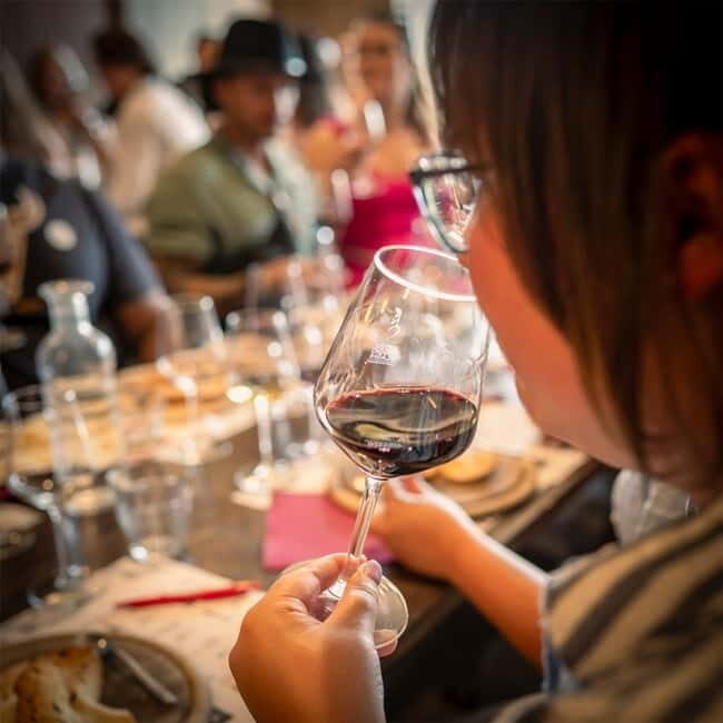 Poggio Ai Laghi: Tasting of Premium Wines, Oils & Vinegars - Key Points