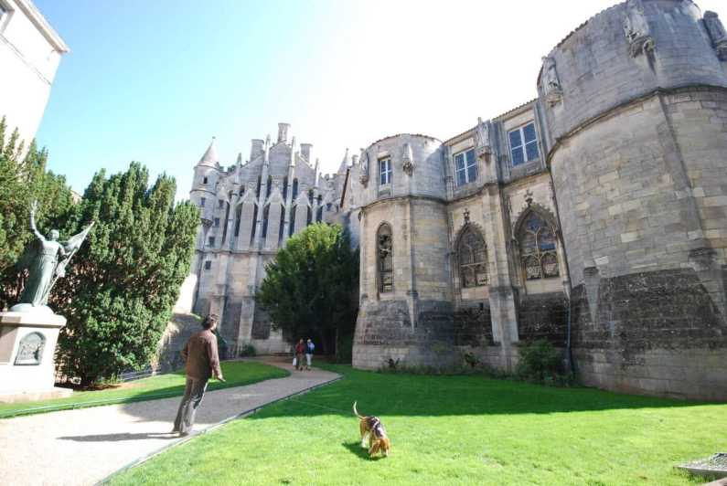 Poitiers: Eleanor of Aquitaine Walking Tour - Exploring Eleanors History