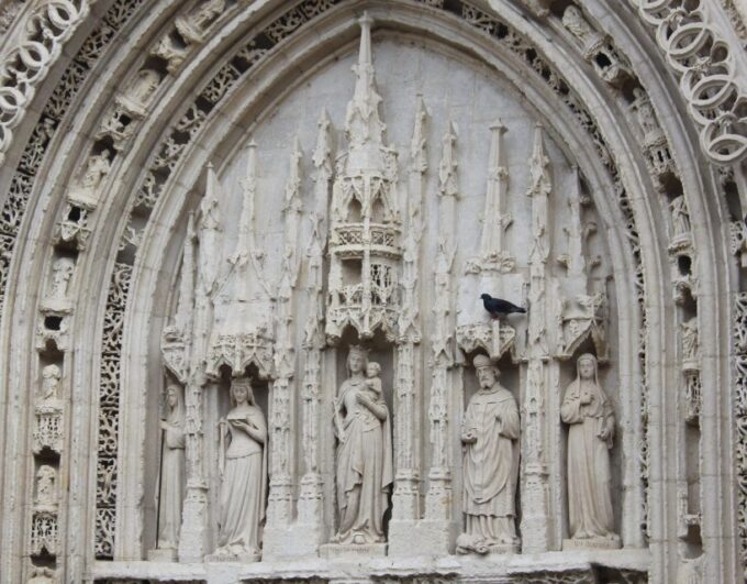 Poitiers: Guided City Walking Tour - Savings and Booking Details