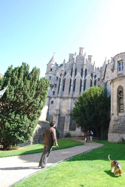 Poitiers: Powerful Women Walking Tour (Joan of Arc Etc.) - Historical Significance of Women in Poitiers