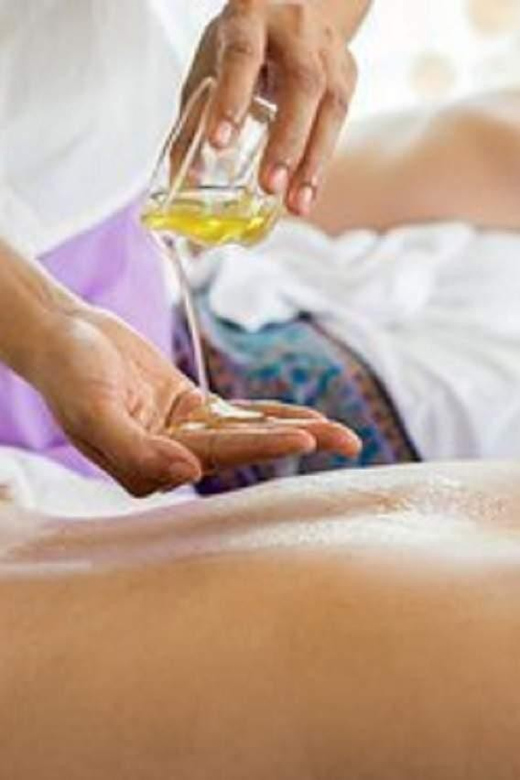 Pokhara: Ayurvedic Spa Retreat With Transfers - Personalized Spa Services