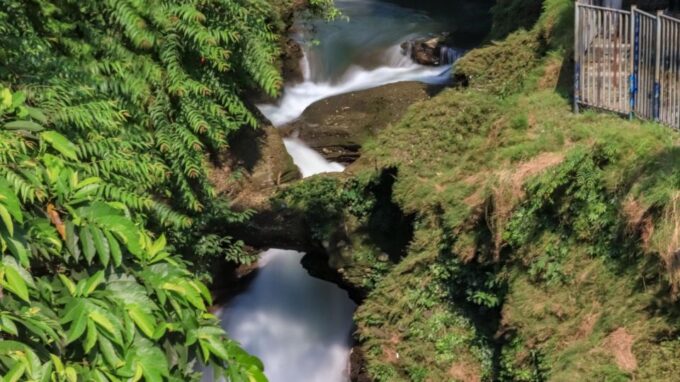 Pokhara: Hike From Damside to Stupa and City Tour - Exploring Mahadev Cave and Waterfall