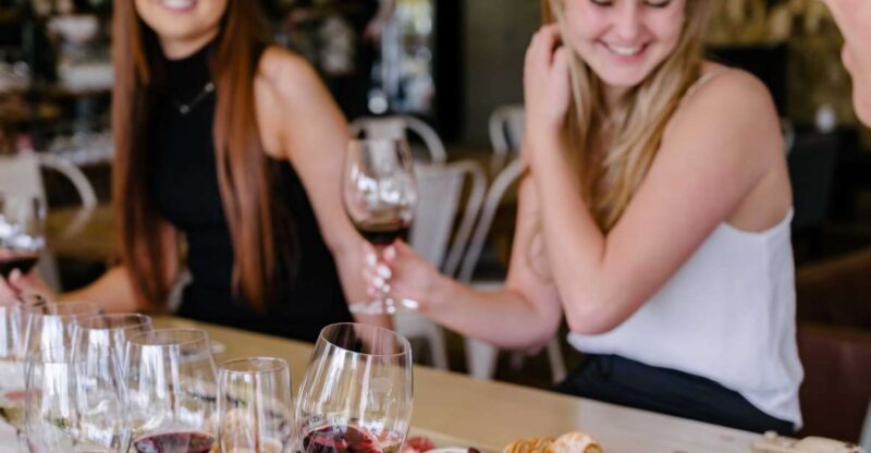 Pokolbin: Tulloch Hunter Heroes Wine Tasting & Cheese Board - Historical Context