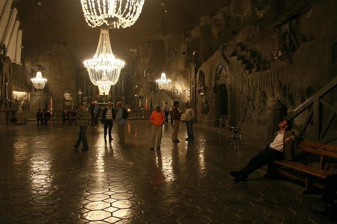 Poland 4 Days Tour: Krakow, Auschwitz & Wieliczka Salt Mine - Inclusions and Exclusions