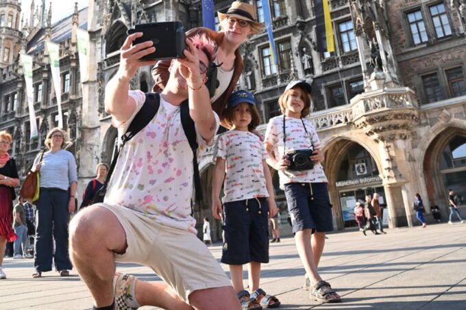 Polaroid Munich Tour - Instant Photography