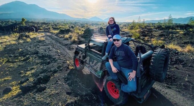 Pole View Point And Explore The Volcanic By 4WD Jeep Tour - Breakfast and Sunrise View