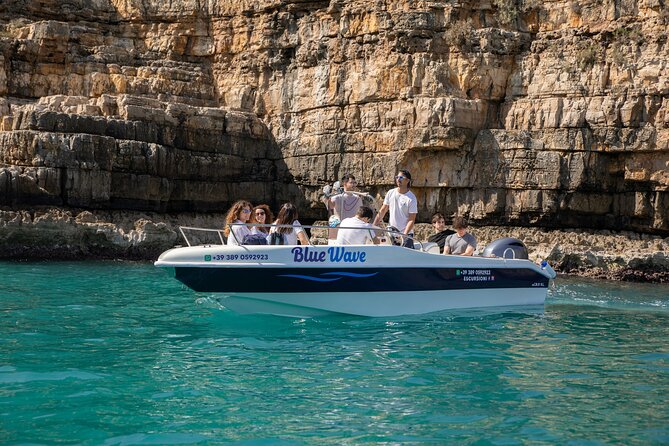 Polignano a Mare: Boat Tour of the Caves - Small Group - Group Size and Traveler Information