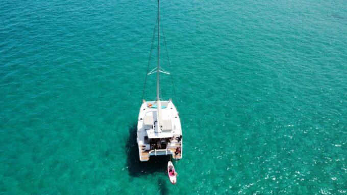 Polignano a Mare: Catamaran Tour With Aperitif & Local Food - Savoring Apulian Specialties