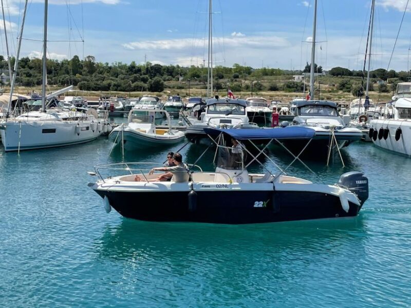 Polignano a Mare Caves and Grottos Tour by Boat With Spritz - Customer Reviews and Testimonials