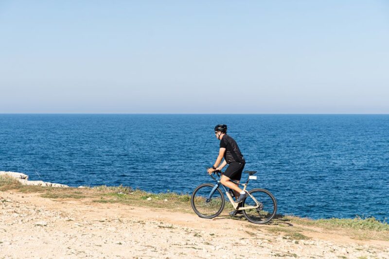 Polignano a Mare: E-Bike Schiacciata and Wine - Countryside Exploration