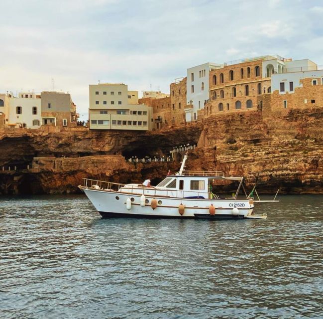 Polignano a Mare: Gozzo Private Tour of the Caves - Swimming in Clear Waters