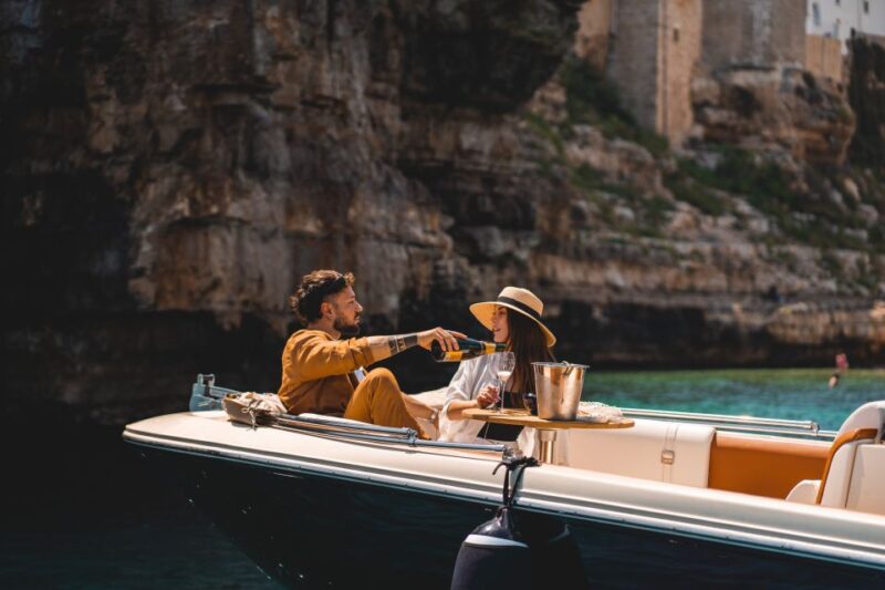 Polignano a Mare: Private Cruise With Champagne - Grotta Delle Rondinelle