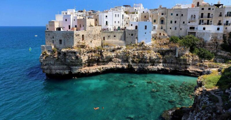 Polignano a Mare Walking Tour - Key Points