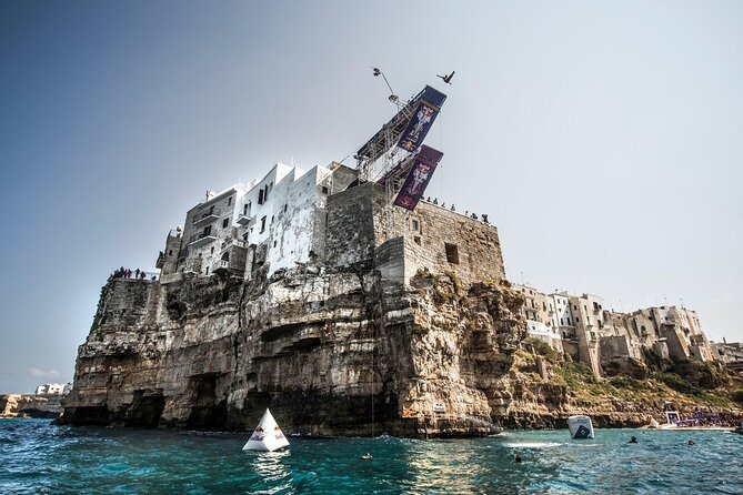 POLIGNANO by Boat: Amazing Sea Caves and Free Drinks! - Explore Amazing Sea Caves