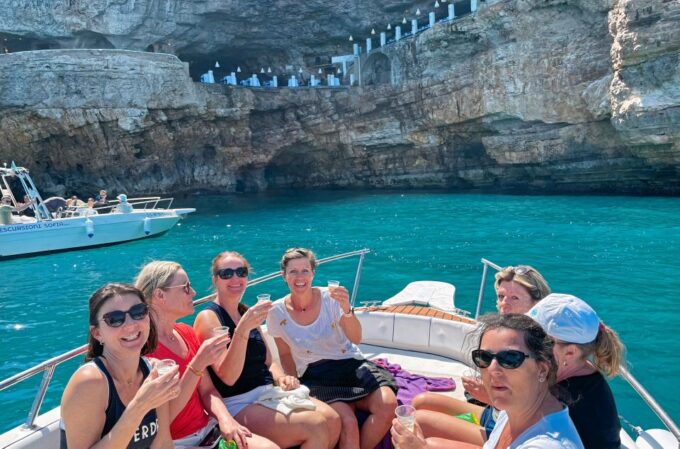 Polignano: PRIVATE Boat Cruise to the Caves With Aperitif - Scenic Coastal Views