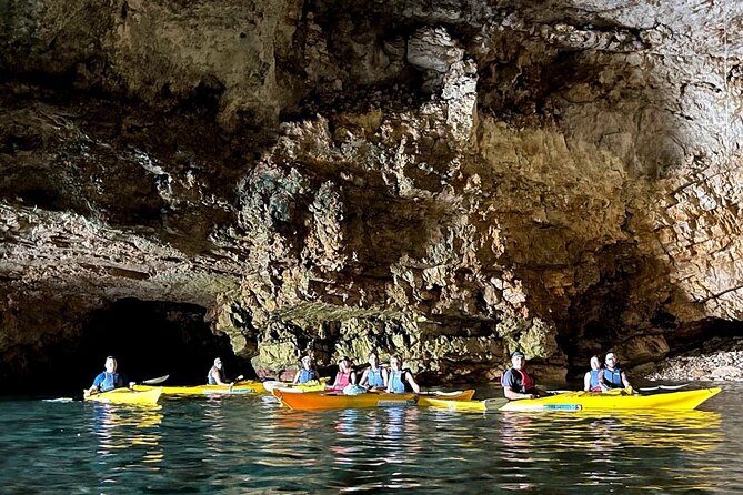 POLIGNANO Sea Kayak Tour + Swimming Stop in a Cave - Meeting Point and Location