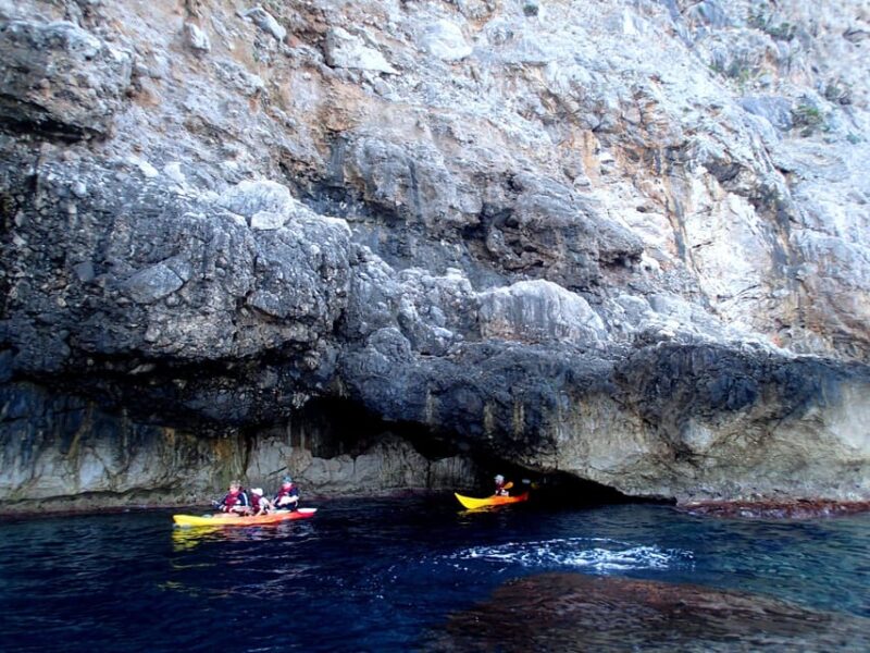 Pollença: Kayak Discovery – Snorkeling and Caves - Snorkeling and Cliff Jumping