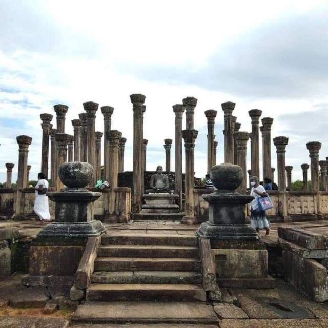 Polonnaruwa Ancient City Tour With Minneriya Elephant Safari - Cultural Exploration: Polonnaruwa Ancient City