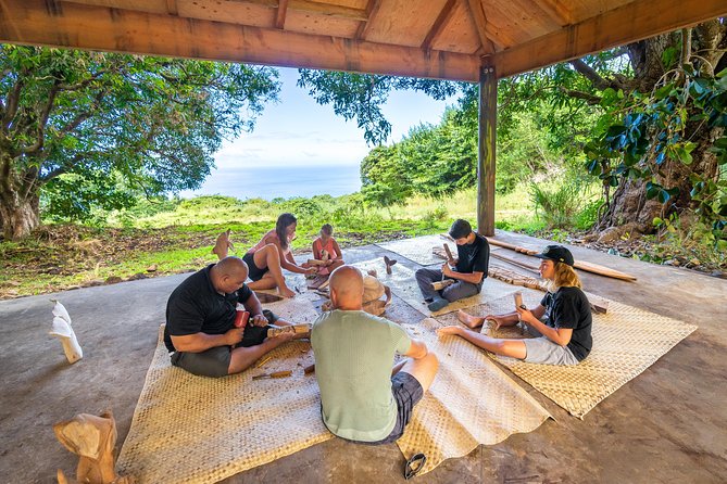 Polynesian Cultural Carving Experience in Holualoa - Meeting the Master Carver