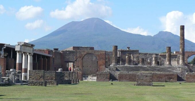 Pompei: Private Tour of Pompeii With Lunch & Wine Tasting - Frequently Asked Questions