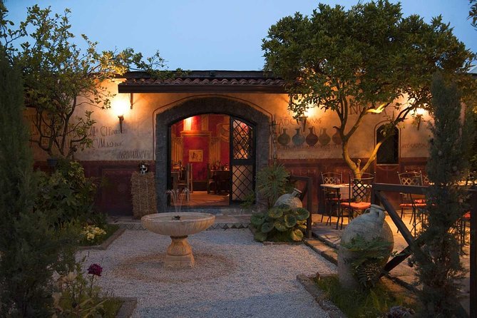 Pompei Tour With a 2000 Years Roman Dinner - Guided Tour of Pompeiis Ruins