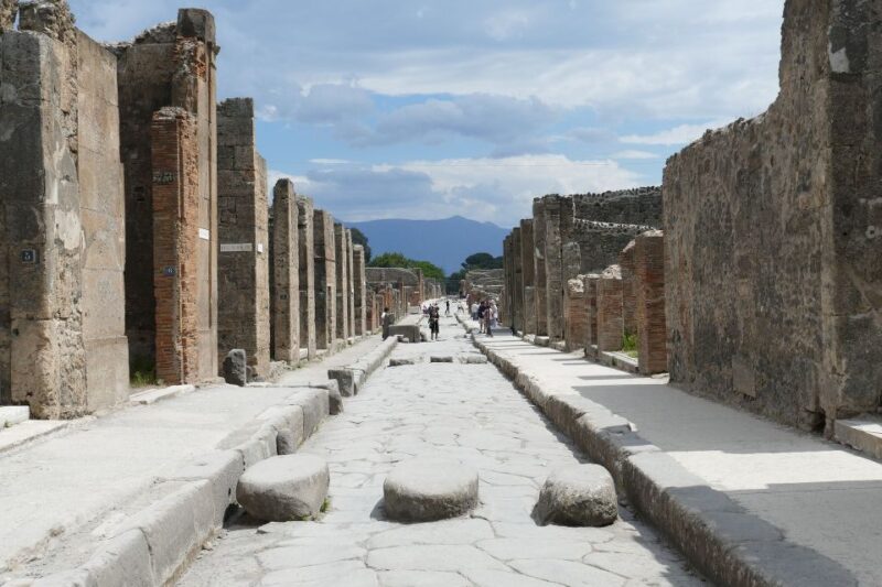 Pompeii: 2-Hour Private Guided Tour - Experience Highlights