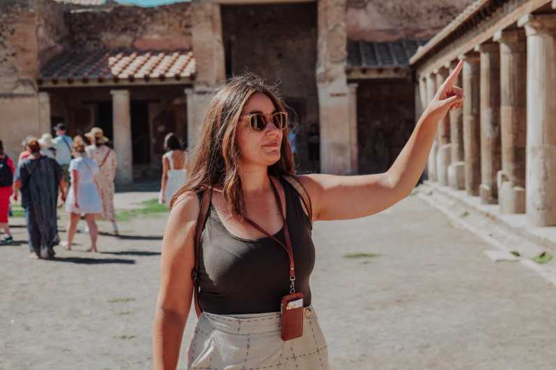 Pompeii 3hours Villa of Mysteries Tour With an Archaeologist - Key Points