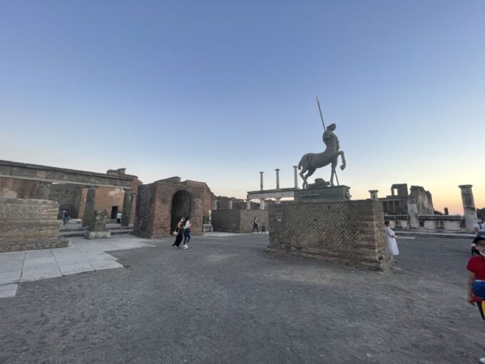 Pompeii: Afternoon to Sunset Guided Tour With Ticket - Sunset Views Over Pompeii
