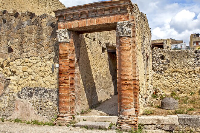 Pompeii and Herculaneum Small Group Tour With an Archaeologist - Additional Details