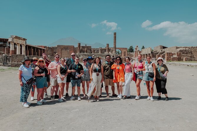 Pompeii and Mount Vesuvius Small Group Tour - Life in Ancient Pompeii