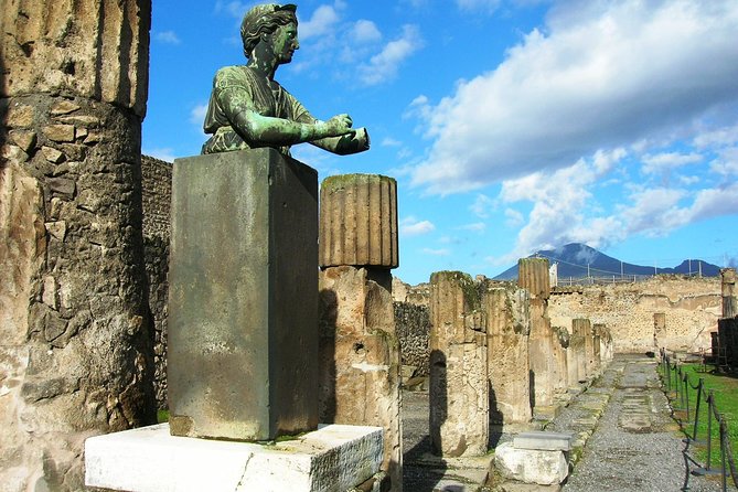 Pompeii and Naples Day Trip From Naples - Transportation and Guide