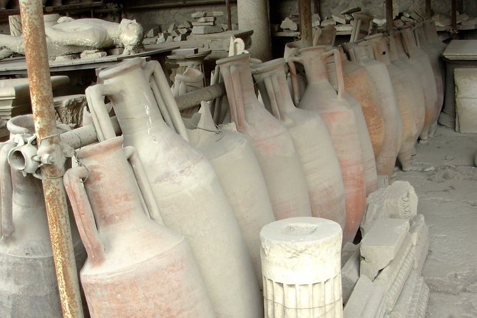 Pompeii and Villa of the Mysteries - Exploring Ancient Roman Daily Life