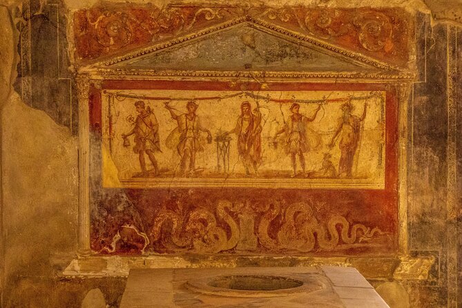 Pompeii: Entrance Ticket and Private Tour With a Historian - Tour Overview