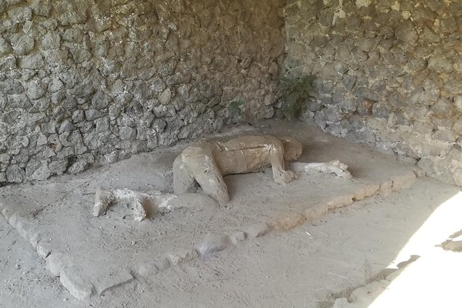 Pompeii for Kids - Private Tour - Meeting Point