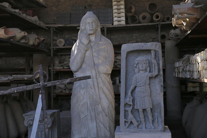 Pompeii Full-Day Tour Including All Highlights and Newly Opened Houses - Meeting and Ending Points