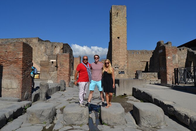 Pompeii Full-Day Tour Including All Highlights and Newly Opened Houses - Additional Information