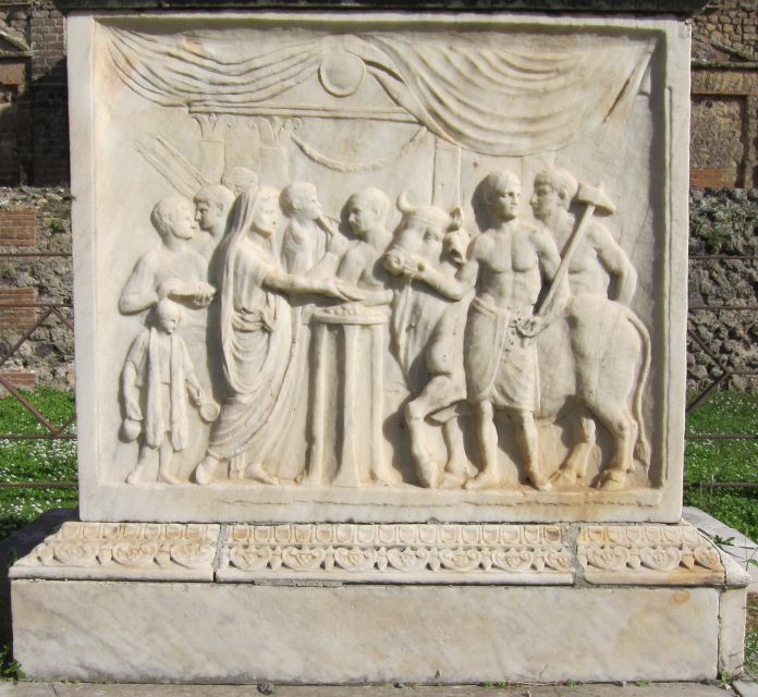 Pompeii: Group Tour With Guide - Key Points