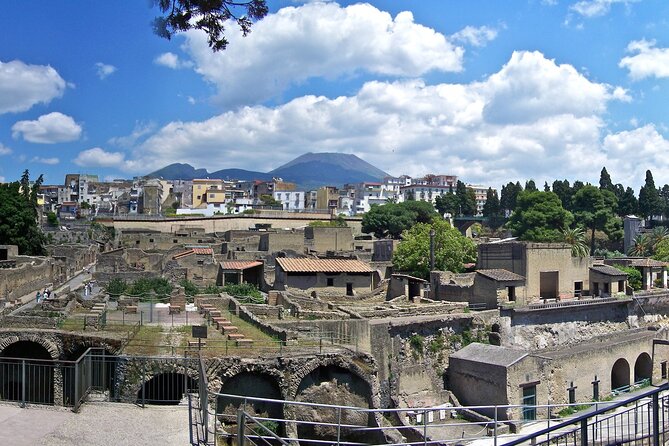 Pompeii, Herculaneum and Naples From the Amalfi Coast - Exploring Pompeii