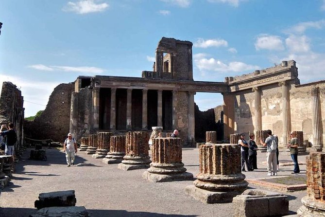 Pompeii & Herculaneum Archaeological Park Tour - Highlights of Pompeii