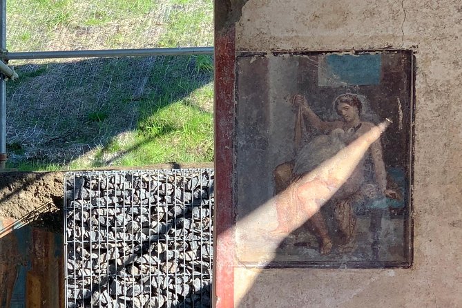 Pompeii & Naples: Full Day Tour With Your Local Guide - Discovering Naples Treasures