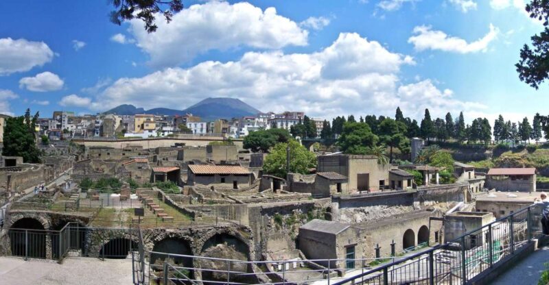 Pompeii, Oplontis and Herculaneum From the Amalfi Coast - Itinerary Details