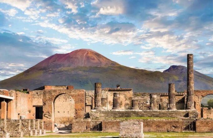 Pompeii: Private 2–Hour Archaeological Site Guided Tour - Free Cancellation