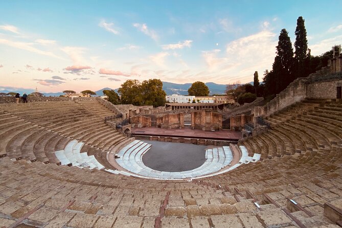 Pompeii Private Tour With an Archaeologist and Skip the Line - 3 Hours - Getting to Pompeii
