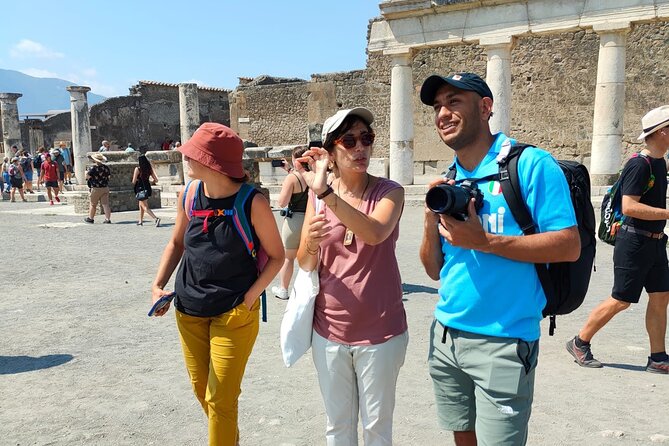 Pompeii Private Tour With Expert Local Guide - Booking Information