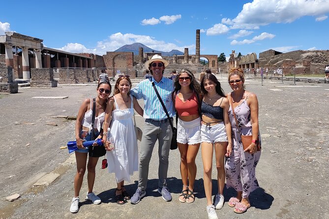 Pompeii Private Walking Tour With Expert and Authorized Guide - Customer Reviews
