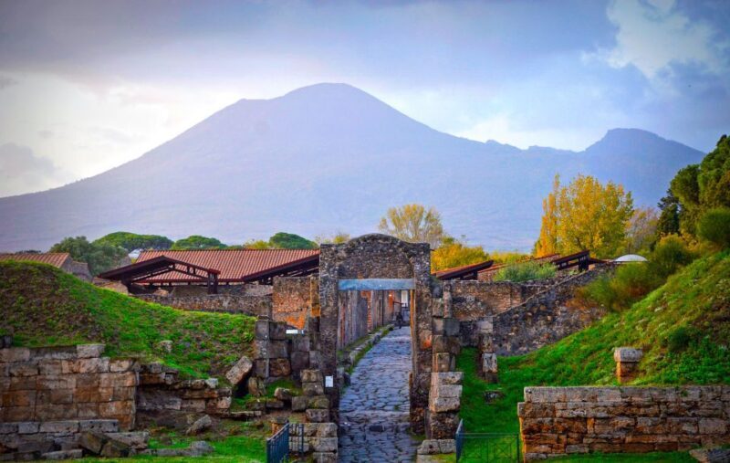 Pompeii Skip The Line Entrance - Pompeii Skip The Line Entrance Ticket With Audio Guide T405397 3
