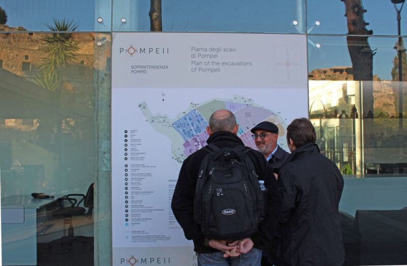 Pompeii: Skip-The-Line Group Tour With Archaeologist - Key Points