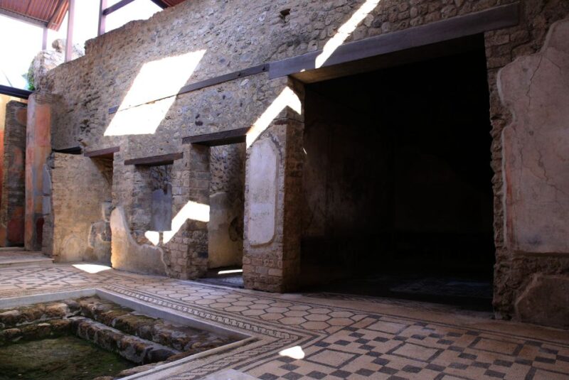 Pompeii: Skip-the-Line Private Tour for Kids and Families - Key Points