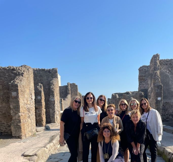 Pompeii: Skip-The-Line Private Tour With Archaeologist Guide - Key Points